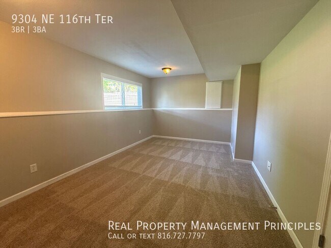 Building Photo - 9304 NE 116th Terr