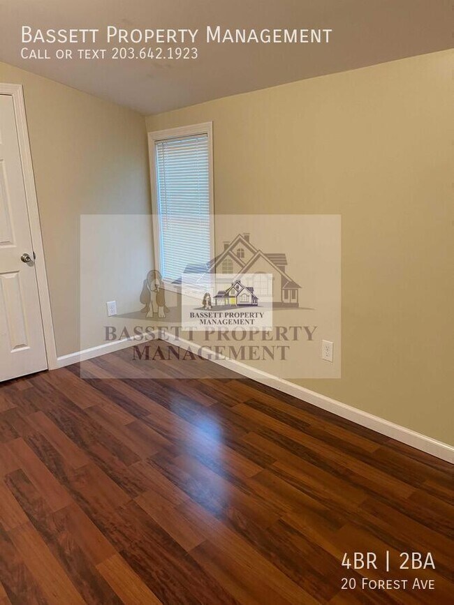 Building Photo - 20 Forest Ave