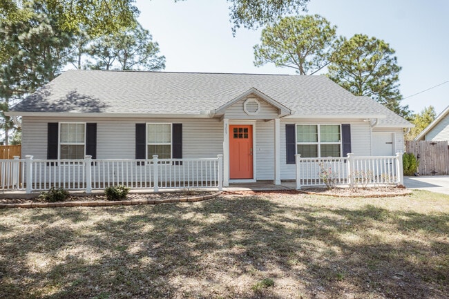 Building Photo - 309 Green Oak Dr