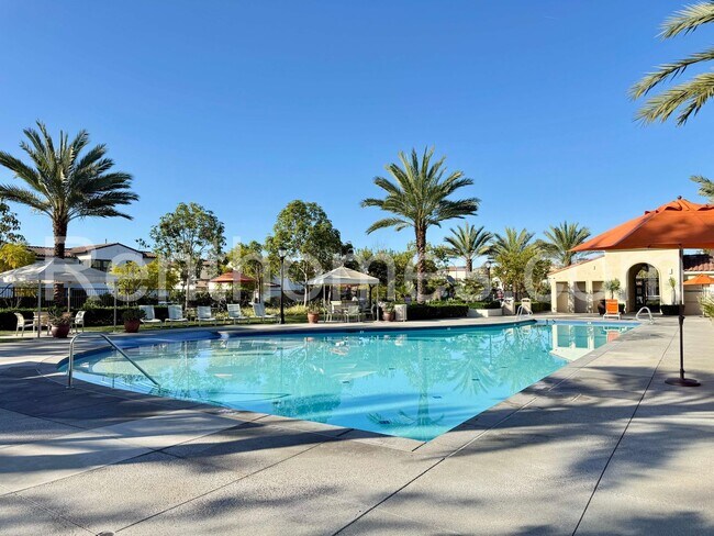 Building Photo - 6705 Elegante Wy