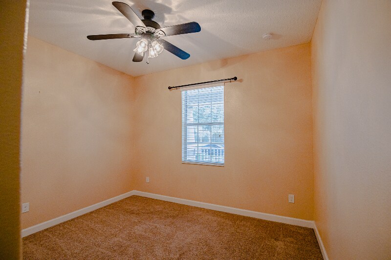 Building Photo - 3450 Schoolhouse Rd