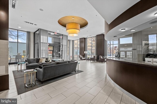 Building Photo - 1111 Oronoco St