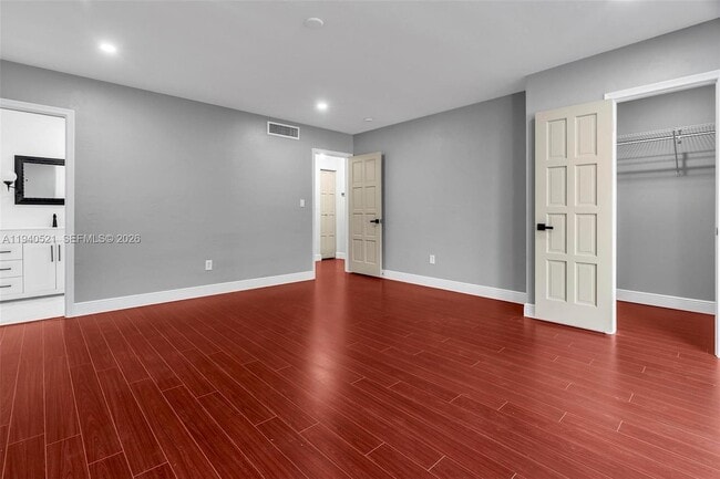 Building Photo - 8898 SW 62nd Terrace