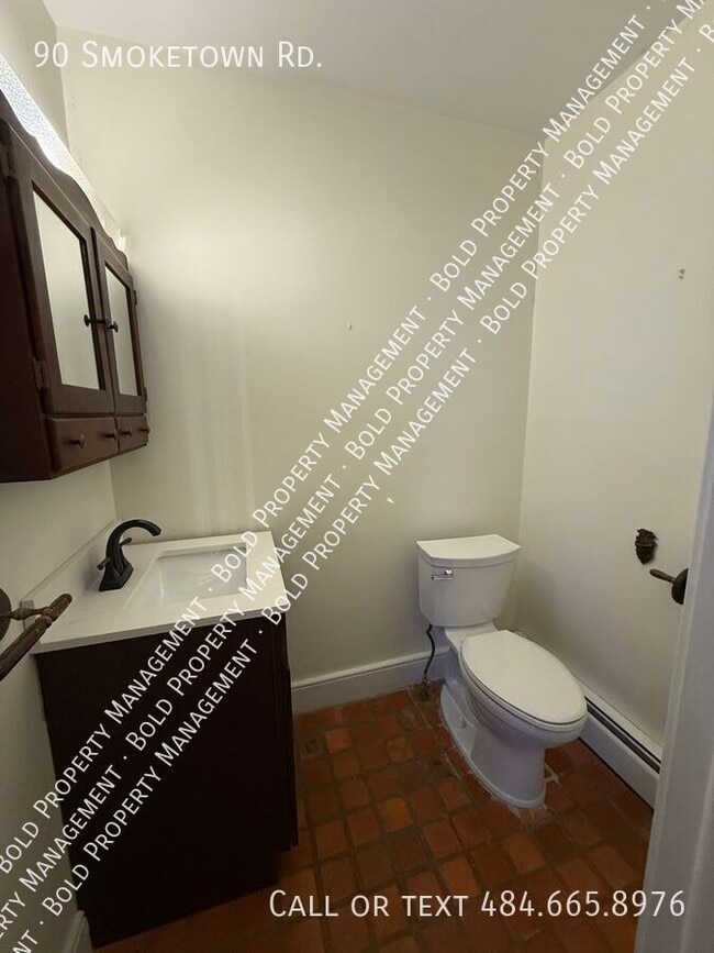 Building Photo - 90 Smoketown Rd