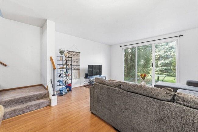 Building Photo - 4462 Quill Ln