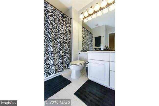 Building Photo - 20927 Trinity Square