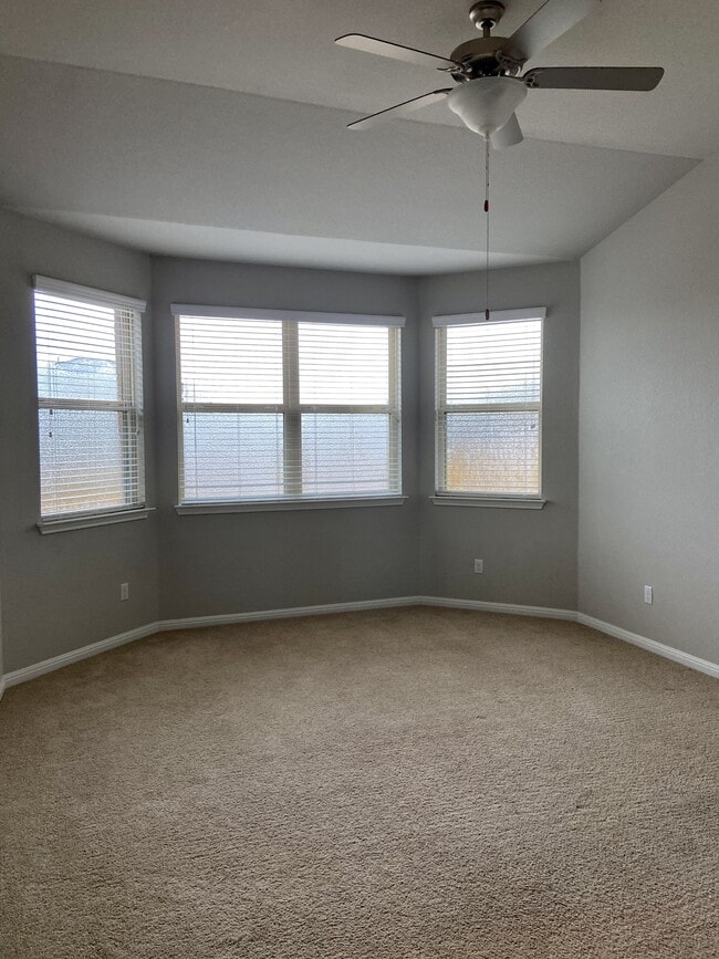 Building Photo - 1513 Carlene Pruett St