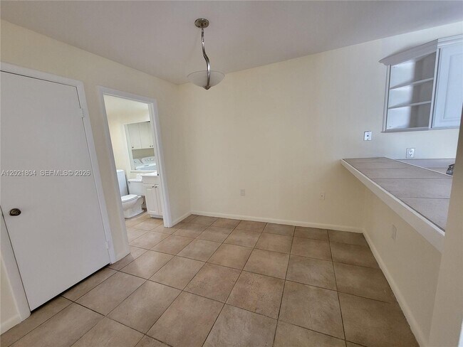 Building Photo - 3227 32nd Way