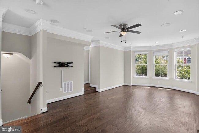 Building Photo - 12241 Bluffwood Ter