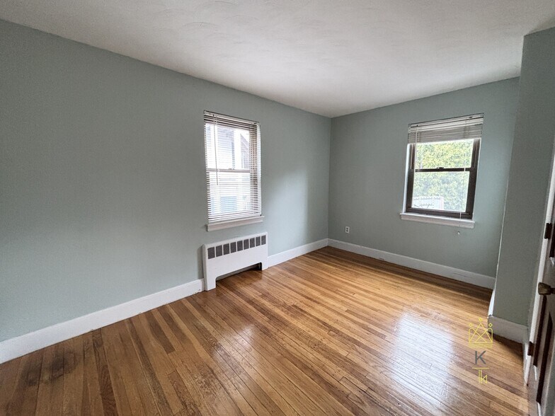 Building Photo - 9 Reservoir Rd