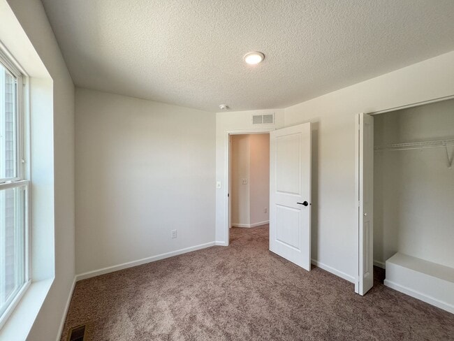 Building Photo - SIERRA TANGO CREEK RIDGE, LLC