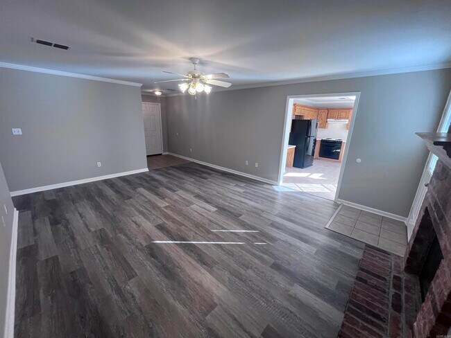 Building Photo - 54 W Plaza Blvd