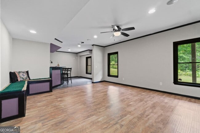 Building Photo - 8275 Majors Ridge Way