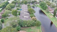 Building Photo - 6705 S Parkway Dr