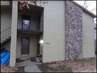 Building Photo - 1813 Sanford Dr