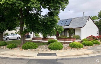 Building Photo - North Davis Home