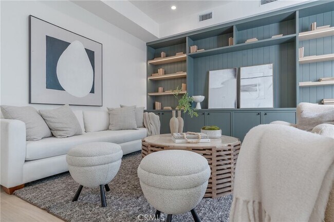 Building Photo - 11825 Tennessee Ave