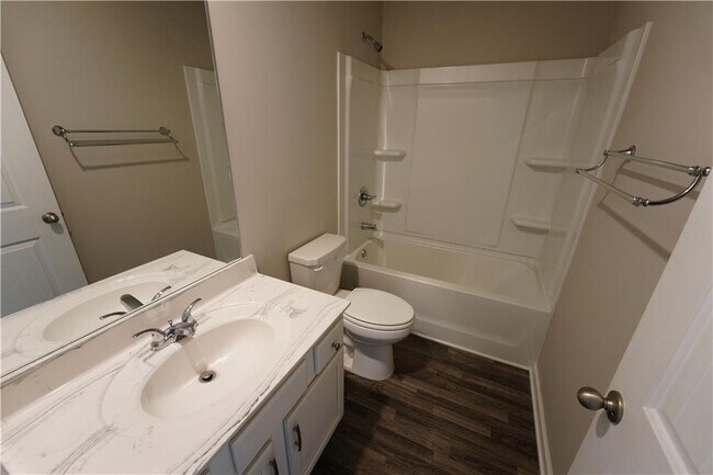 Building Photo - 126 Pointe Pl