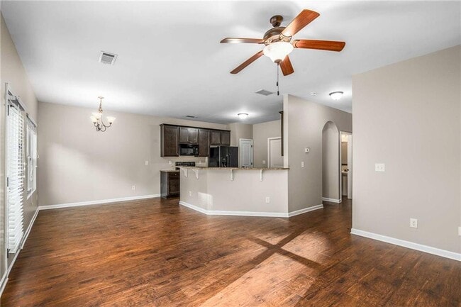 Building Photo - 317 Clover Brook Dr