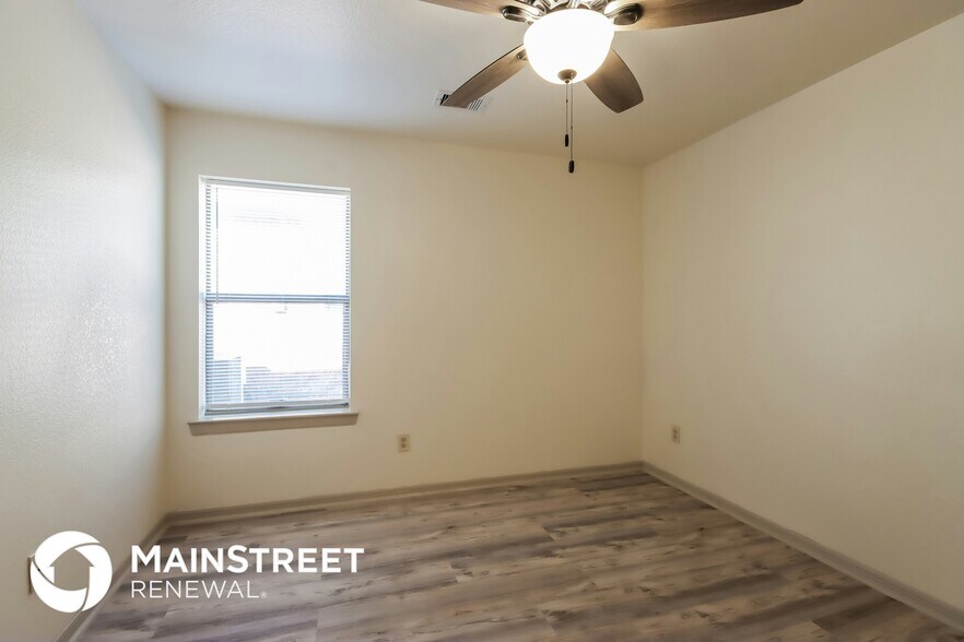 Building Photo - 21625 Hackamore Ct