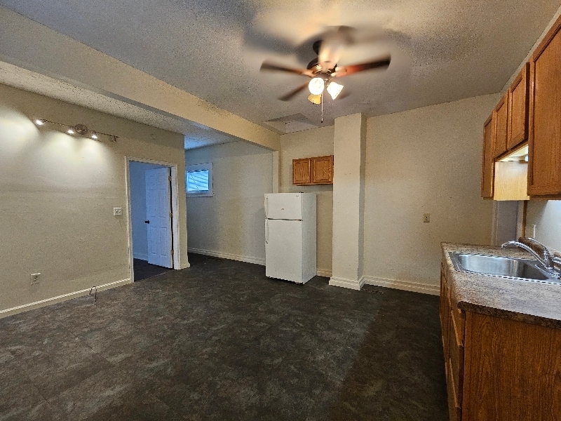 Building Photo - 2809 Glendora Ave