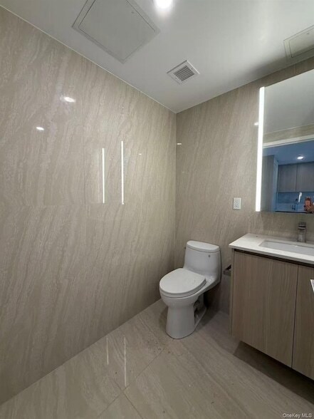 Building Photo - 33-71 Prince Street Unit 6L