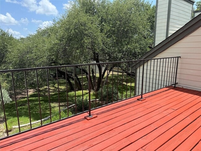 Building Photo - 17 Casa Verde St