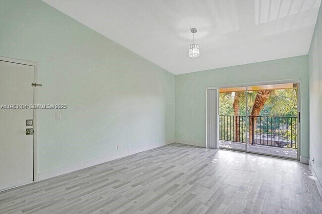 Building Photo - 10725 Cleary Blvd