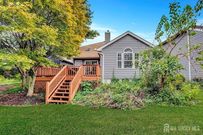 Building Photo - 10 Sawgrass Ct