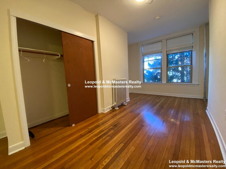 Building Photo - 177 Beacon St