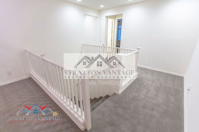 Building Photo - 1953 W Kinfield Trail