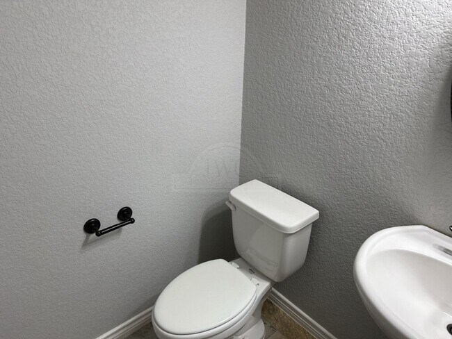 Building Photo - 1604 Granex Dr