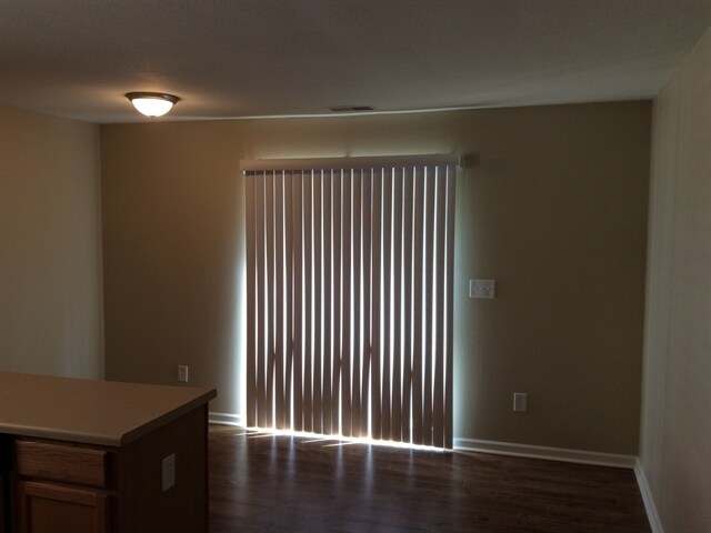 Building Photo - 5216 Grays Ridge Dr