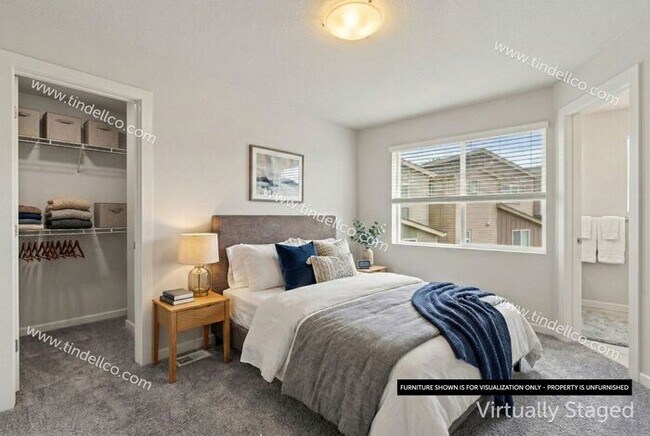 Building Photo - Sleek 3BR, 3.5BA Smart Home on Quiet Corner Lot – Don’t Miss This Happy Valley Gem!