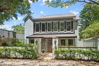 Building Photo - 491 Pine Ave