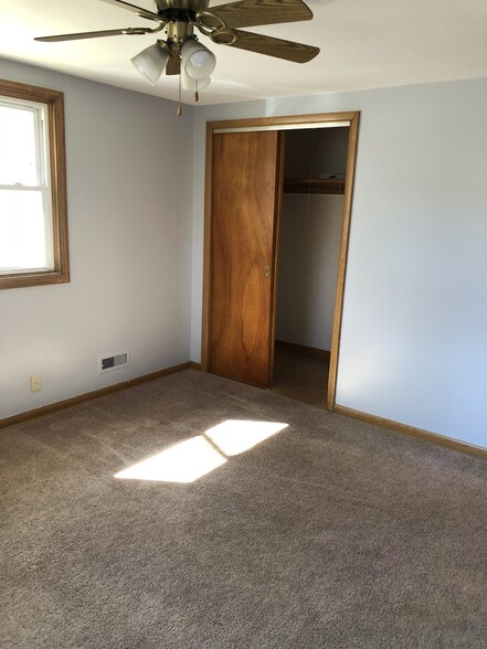 Bedroom closet - 1106 Tudor St