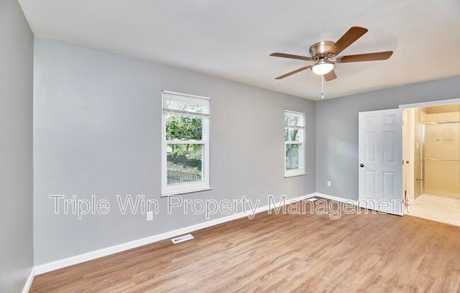 Building Photo - 1661 Rishon Hill Dr