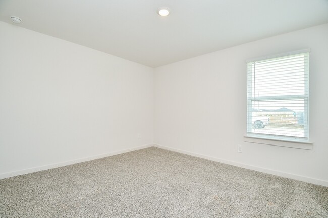 Building Photo - 30406 Canterbury Flds Dr