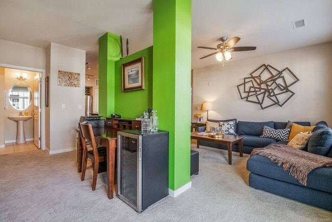 Building Photo - Gorgeous 1 Bedroom 2 Bath With Great Access to Rt 36