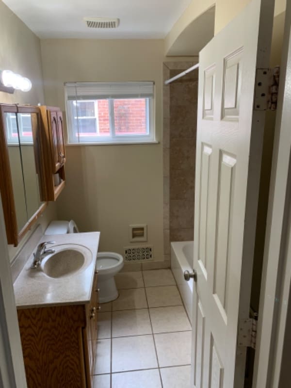 Building Photo - 9871 E Clements Cir