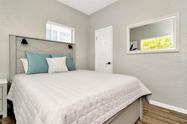 Building Photo - 2121 Dr M.L.K. Jr St N