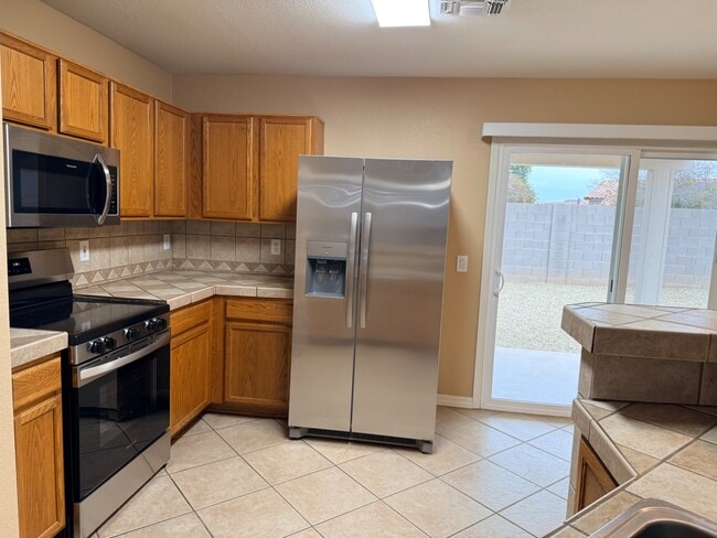 Building Photo - 15687 W Acapulco Ln