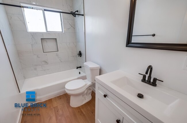 Building Photo - 5320 Corteen-18