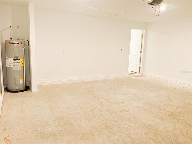 Building Photo - 4802 Katrina Dr