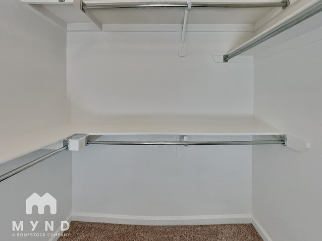 Building Photo - 5536 Lewis Ct