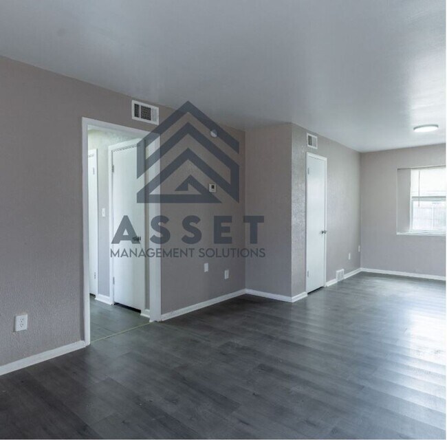 Building Photo - 4-Bedroom Available for Rent to Own & Lease!!
