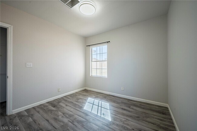 Building Photo - 343 Tungsten St