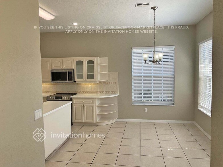 Building Photo - 12317 Woodlands Cir