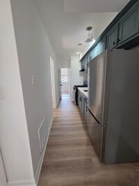 Building Photo - 4262 Clay St NE
