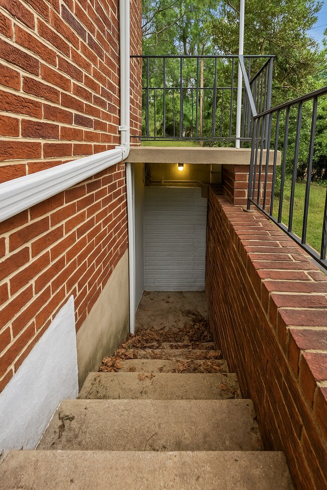 Building Photo - 3700 Kennedy Street